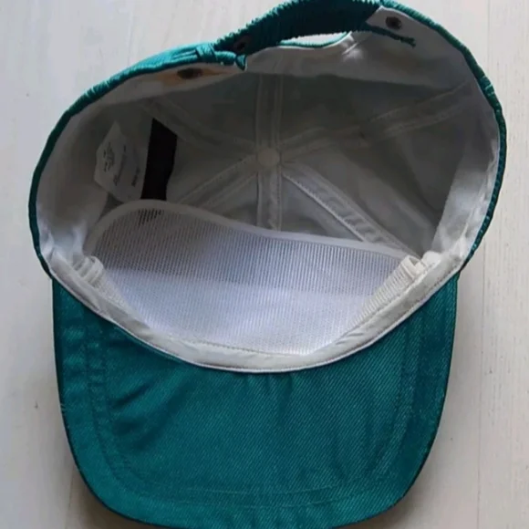 Vintage Descente Hat - Picture 7 of 9